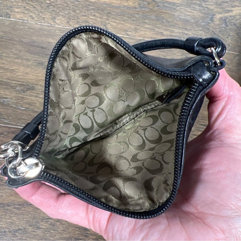 VINTAGE COACH Leather Wristlet in Black OS EUC - Picture 4 of 4